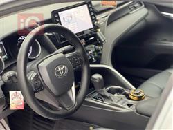 تۆیۆتا کامری